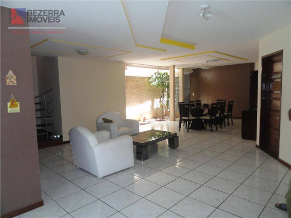 Imagem Casa com 3 Quartos à Venda, 235 m² em Capim Macio - Natal Imagem Casa com 3 Quartos à Venda, 235 m² em Capim Macio - Natal