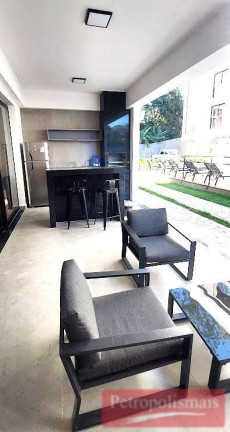 Imagem Apartamento com 2 Quartos à Venda, 62 m² em Corrêas - Petrópolis Imagem Apartamento com 2 Quartos à Venda, 62 m² em Corrêas - Petrópolis