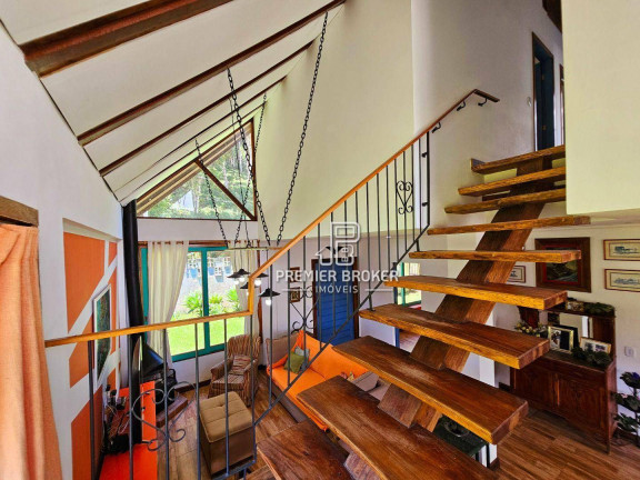 Imagem Casa com 4 Quartos à Venda, 300 m² em Prata - Teresópolis Imagem Casa com 4 Quartos à Venda, 300 m² em Prata - Teresópolis