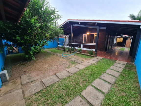 Casa com 3 Quartos à Venda,  em Massaguaçu - Caraguatatuba
