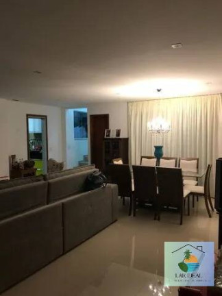 Imagem Casa com 3 Quartos à Venda, 220 m² em Cônego - Nova Friburgo