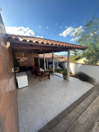 Imagem Casa com 3 Quartos à Venda, 300 m² em Nsa Aparecida - Florestal