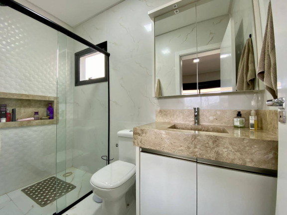 Imagem Casa com 3 Quartos à Venda,  em Xangri-lá