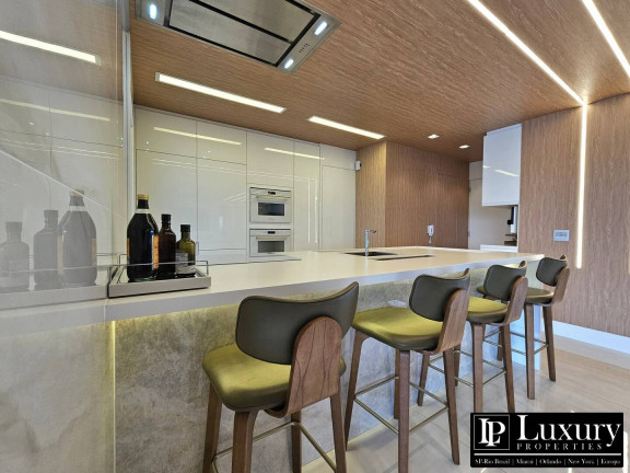 Imagem Apartamento com 3 Quartos à Venda, 147 m² em Campo Belo - São Paulo