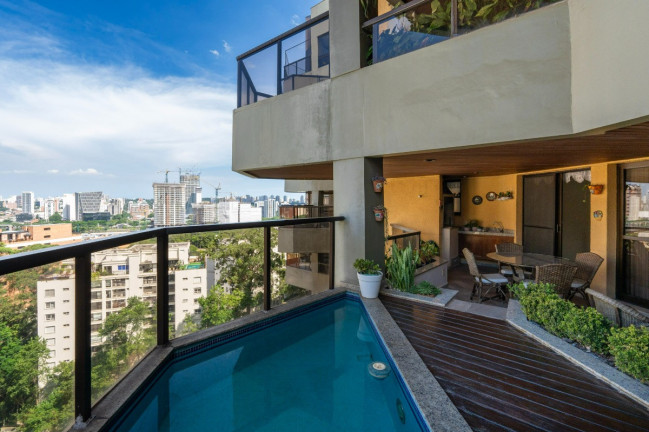 Apartamento com 3 Quartos à Venda, 243 m² em Jardim Vitória Régia - São Paulo