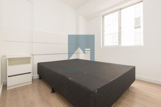 Imagem Apartamento com 2 Quartos à Venda, 32 m² em Centro - Curitiba Imagem Apartamento com 2 Quartos à Venda, 32 m² em Centro - Curitiba