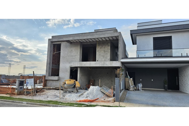 Imagem Casa com 3 Quartos à Venda,  em Jardim Tereza Cristina - Jundiaí