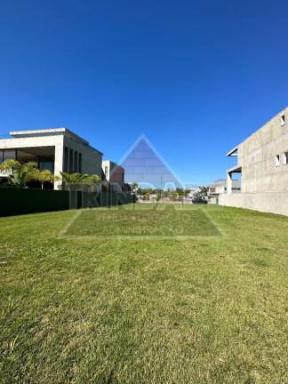 Imagem Terreno à Venda, 667 m² em Barra Da Tijuca - Rio De Janeiro Imagem Terreno à Venda, 667 m² em Barra Da Tijuca - Rio De Janeiro