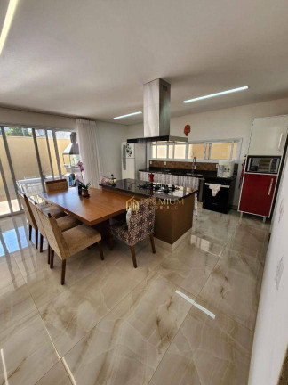Imagem Sobrado com 3 Quartos à Venda, 243 m² em Campos De São José - São José Dos Campos