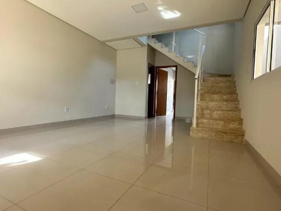 Imagem Casa com 3 Quartos à Venda, 197 m² em Santa Cruz - Cuiabá Imagem Casa com 3 Quartos à Venda, 197 m² em Santa Cruz - Cuiabá