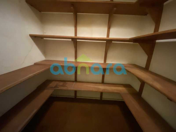 Imagem Apartamento com 4 Quartos à Venda, 234 m² em Copacabana - Rio De Janeiro Imagem Apartamento com 4 Quartos à Venda, 234 m² em Copacabana - Rio De Janeiro