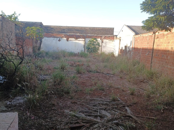 Terreno à Venda, 300 m² em Jardim Independência - Sarandi