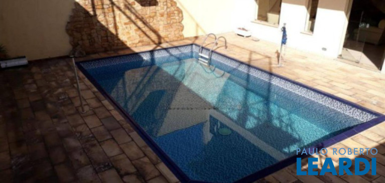 Sobrado com 5 Quartos à Venda, 483 m² em Campestre - Santo André