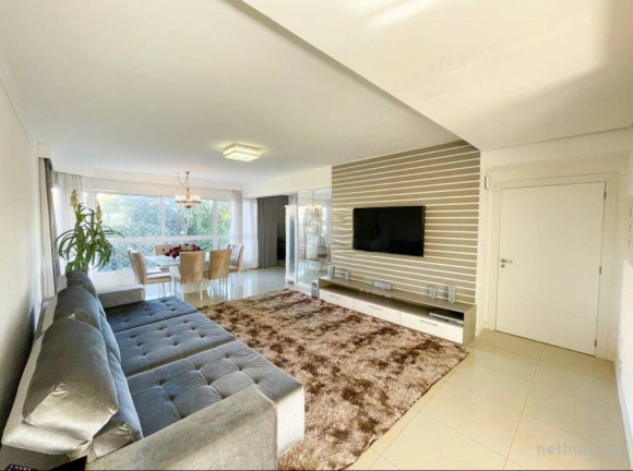 Apartamento com 4 Quartos à Venda, 193 m² em Centro - Canoas