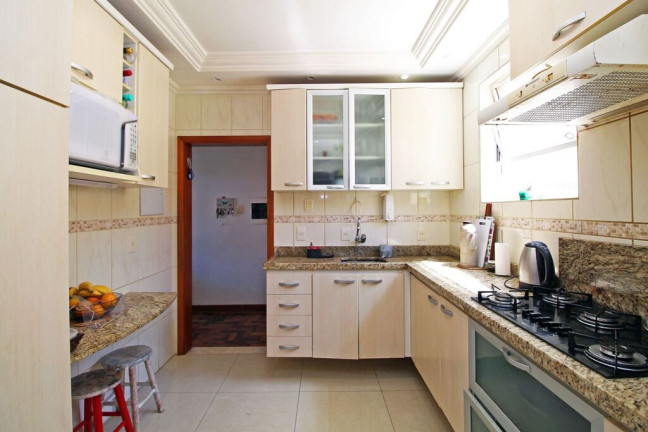 Imagem Apartamento com 4 Quartos à Venda, 77 m² em Passo Da Areia - Porto Alegre