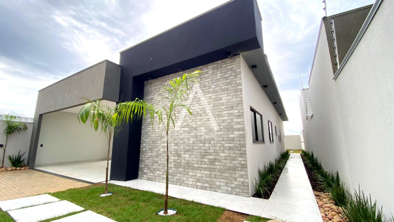 Imagem Casa com 3 Quartos à Venda, 377 m² em Residencial Riviera Suíça - Sinop