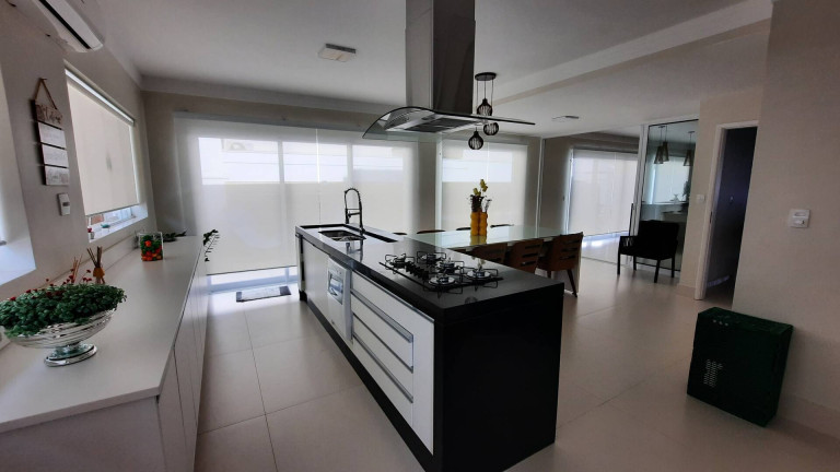 Imagem Casa com 4 Quartos à Venda, 324 m² em Tabatinga - Caraguatatuba