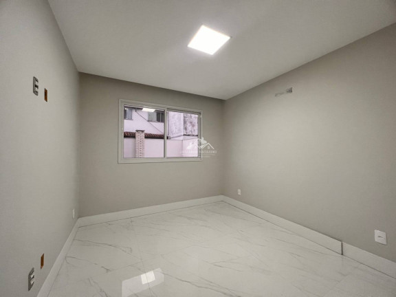 Imagem Casa com 5 Quartos à Venda, 280 m² em República - Vitória Imagem Casa com 5 Quartos à Venda, 280 m² em República - Vitória