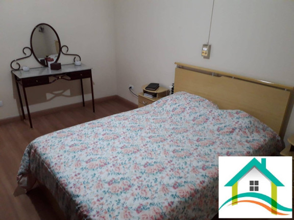 Imagem Casa com 3 Quartos à Venda, 210 m² em Vila Aquilino - Santo André