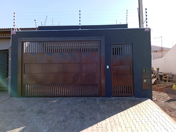 Casa com 2 Quartos à Venda, 155 m² em Conjunto Centauro - Arapongas