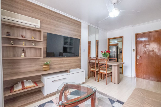 Imagem Apartamento com 2 Quartos à Venda, 74 m² em Centro - Florianópolis