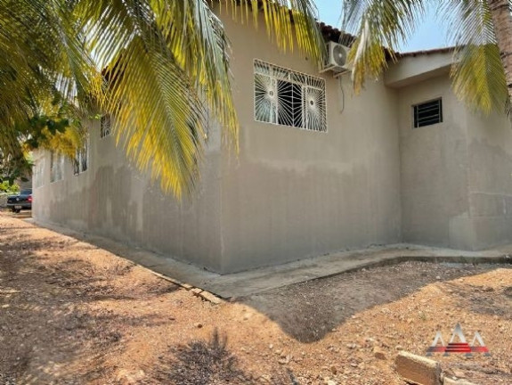 Imagem Casa com 4 Quartos à Venda, 900 m² em Jardim Califórnia - Cuiabá