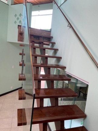 Imagem Casa com 3 Quartos à Venda, 230 m² em Farolândia - Aracaju Imagem Casa com 3 Quartos à Venda, 230 m² em Farolândia - Aracaju