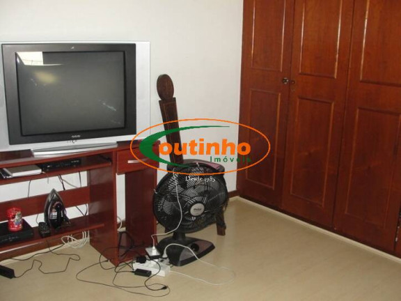 Imagem Casa com 3 Quartos à Venda, 199 m² em Tijuca - Rio De Janeiro Imagem Casa com 3 Quartos à Venda, 199 m² em Tijuca - Rio De Janeiro