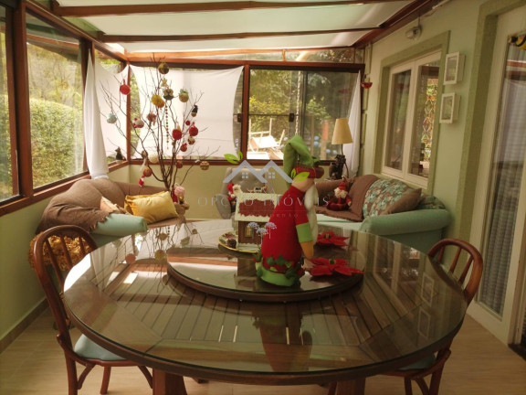 Imagem Casa com 3 Quartos à Venda, 200 m² em Vila Chantal - Campos Do Jordão Imagem Casa com 3 Quartos à Venda, 200 m² em Vila Chantal - Campos Do Jordão