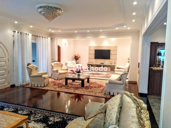 Casa com 5 Quartos à Venda ou Locação, 750 m² em Taquaral - Campinas