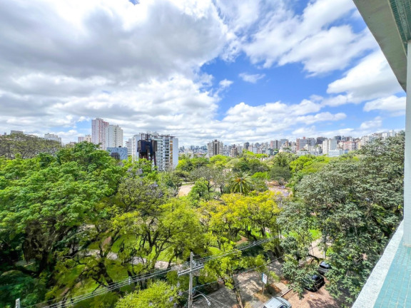 Imagem Apartamento com 4 Quartos à Venda, 226 m² em Moinhos De Vento - Porto Alegre