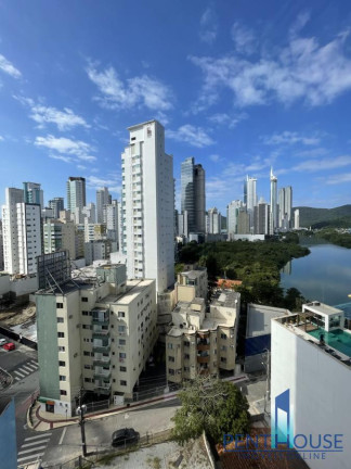 Imagem Apartamento com 3 Quartos à Venda, 120 m² em Centro - Balneário Camboriú