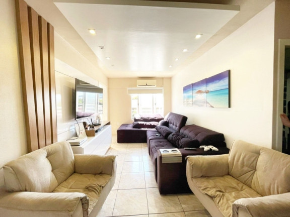 Imagem Casa com 6 Quartos à Venda, 600 m² em Urlândia - Santa Maria