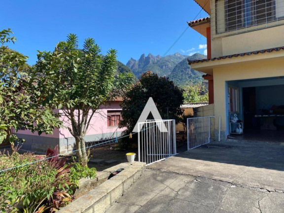 Imagem Casa com 5 Quartos à Venda, 300 m² em Comary - Teresópolis