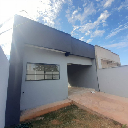 Imagem Casa com 2 Quartos à Venda, 187 m² em Parque Montreal - Aparecida De Goiânia