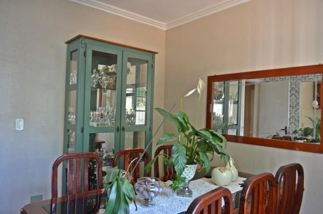 Imagem Casa com 3 Quartos à Venda, em Harmonia - Canoas Imagem Casa com 3 Quartos à Venda, em Harmonia - Canoas