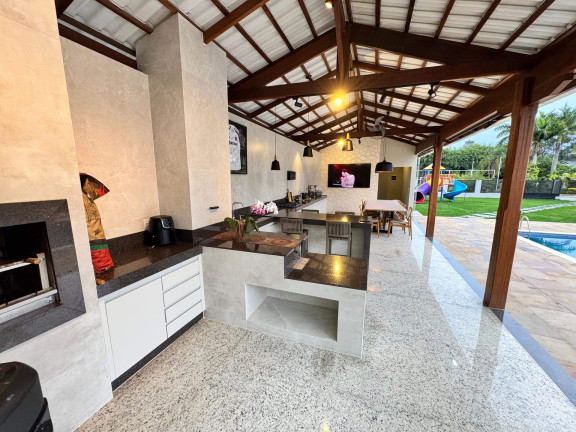 Casa com 4 Quartos à Venda, 400 m² em Condomínio Quintas Das Esmeraldas (melo Viana) - Esmeraldas