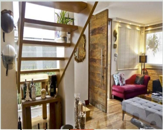 Imagem Casa com 3 Quartos à Venda, 250 m² em Jardim Paulistano - São Paulo Imagem Casa com 3 Quartos à Venda, 250 m² em Jardim Paulistano - São Paulo