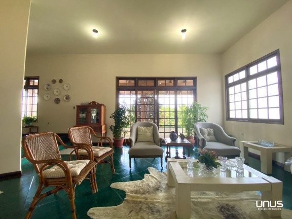 Imagem Casa com 5 Quartos à Venda, em Trindade - Florianópolis Imagem Casa com 5 Quartos à Venda, em Trindade - Florianópolis