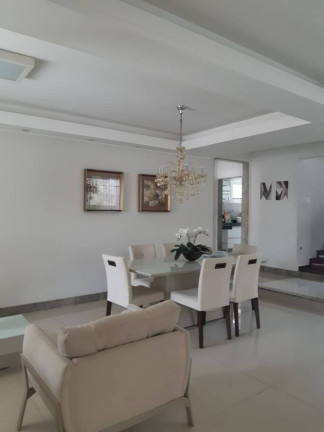 Imagem Casa com 3 Quartos à Venda, 309 m² em Inácio Barbosa - Aracaju Imagem Casa com 3 Quartos à Venda, 309 m² em Inácio Barbosa - Aracaju