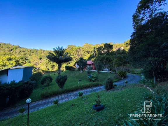 Imagem Casa com 4 Quartos à Venda, 133 m² em Golfe - Teresópolis