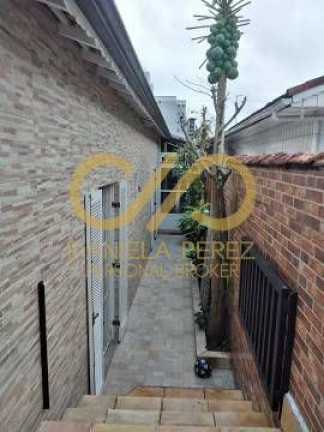 Imagem Casa com 2 Quartos à Venda, 102 m² em Solemar - Praia Grande Imagem Casa com 2 Quartos à Venda, 102 m² em Solemar - Praia Grande