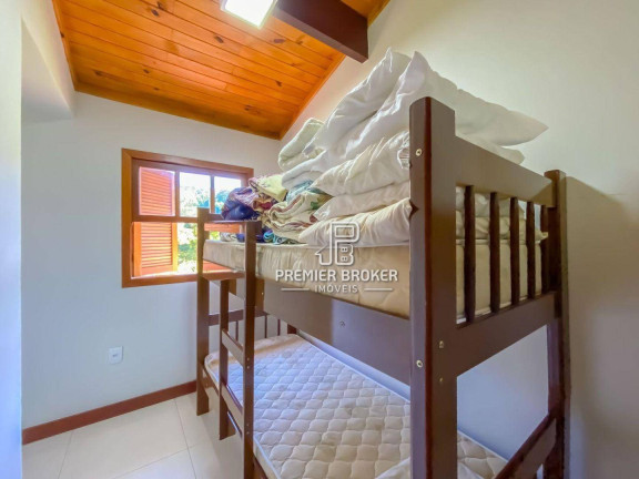 Imagem Casa com 4 Quartos à Venda, 200 m² em Vargem Grande - Teresópolis