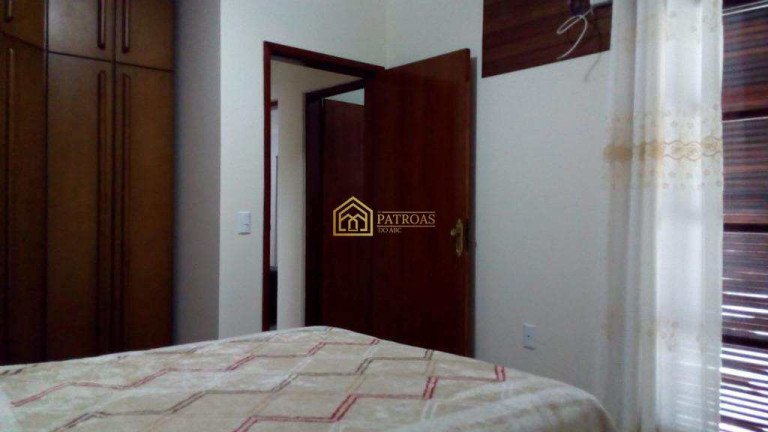 Imagem Casa com 3 Quartos à Venda, 175 m² em Parque Novo Oratório - Santo André