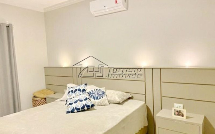Imagem Casa com 5 Quartos à Venda, 205 m² em Villa Branca - Jacareí