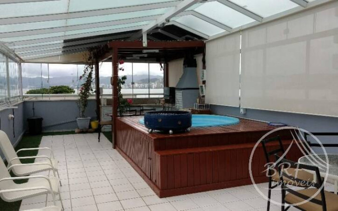 Imagem Apartamento com 3 Quartos à Venda, 284 m² em Canto Balneário - Florianópolis