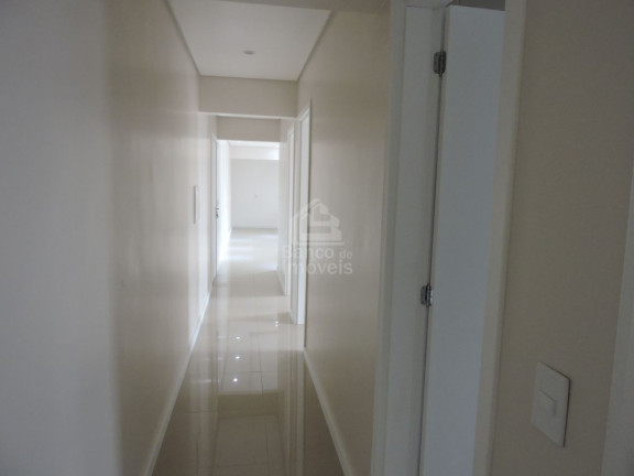 Imagem Apartamento com 3 Quartos à Venda, 110 m² em Centro - Santa Maria Imagem Apartamento com 3 Quartos à Venda, 110 m² em Centro - Santa Maria