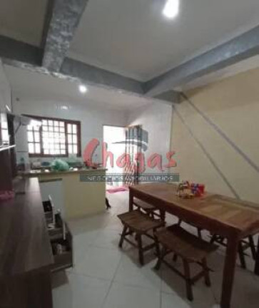 Sobrado com 3 Quartos à Venda, 113 m² em Barranco Alto - Caraguatatuba