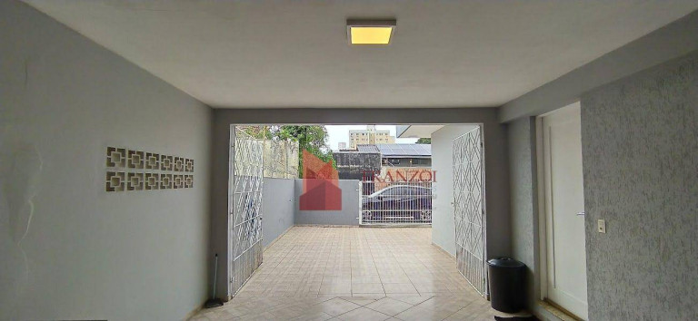 Imagem Casa com 2 Quartos à Venda, 147 m² em Centro - Itajaí
