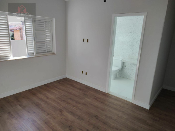Imagem Casa com 3 Quartos à Venda, 225 m² em Jardim Colina - Americana Imagem Casa com 3 Quartos à Venda, 225 m² em Jardim Colina - Americana